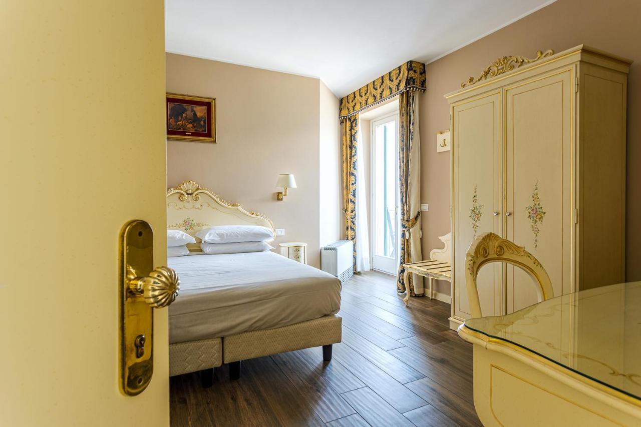 Hotel Garni Villa Hadeel Cadenabbia Exteriör bild