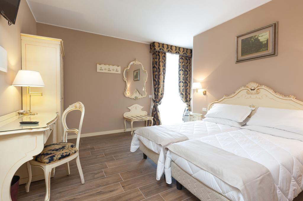 Hotel Garni Villa Hadeel Cadenabbia Exteriör bild